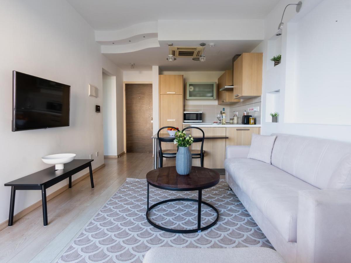 Sanders Ermitage On The Beach - Delightful 1-Bedroom Apartment With Sea View Limassol Exterior foto